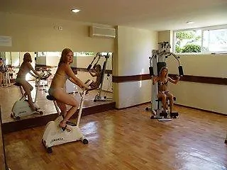 Club Armar מלון מרמריס