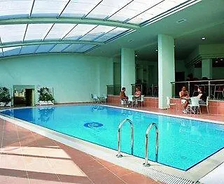 Club Armar Hotell 4*