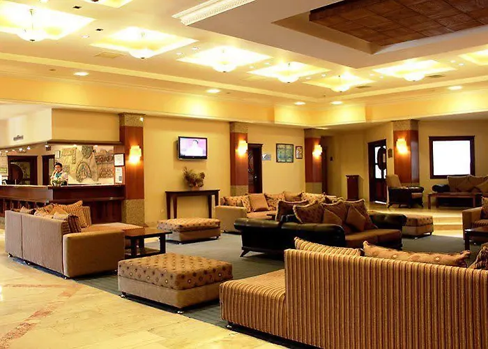 Club Armar מלון מרמריס